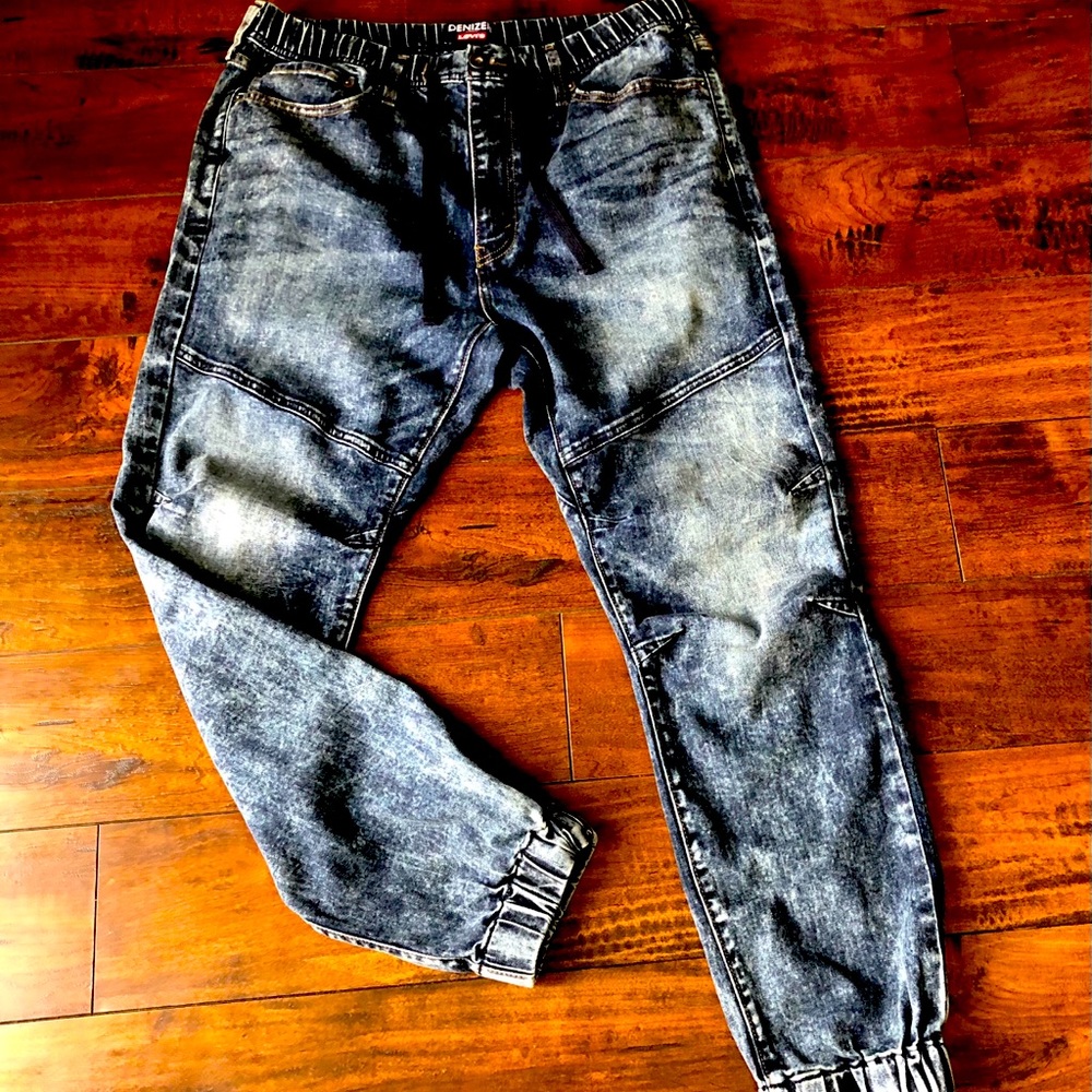 Levi Jeans 🌟